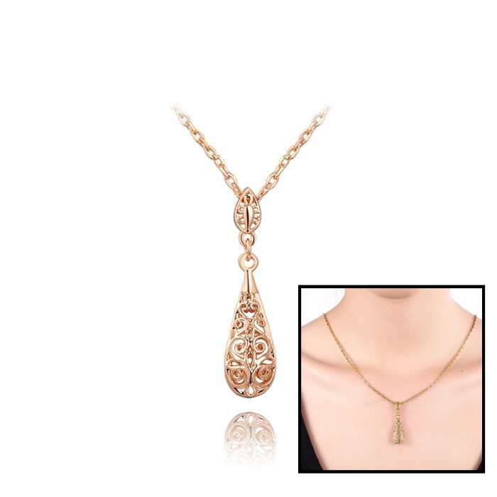 rose gold pendant necklace women