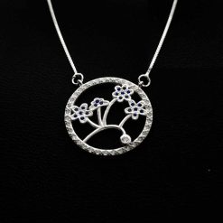 Silver flower necklace